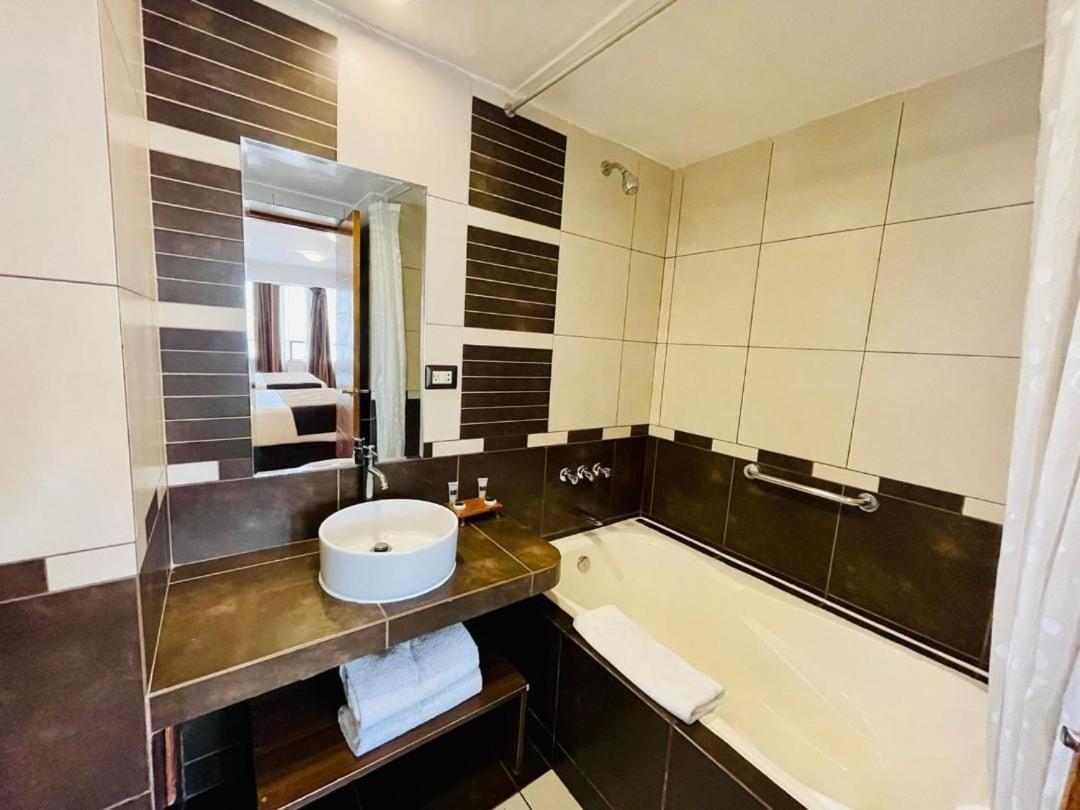 Hotel Polo Cusco Suites ภายนอก รูปภาพ